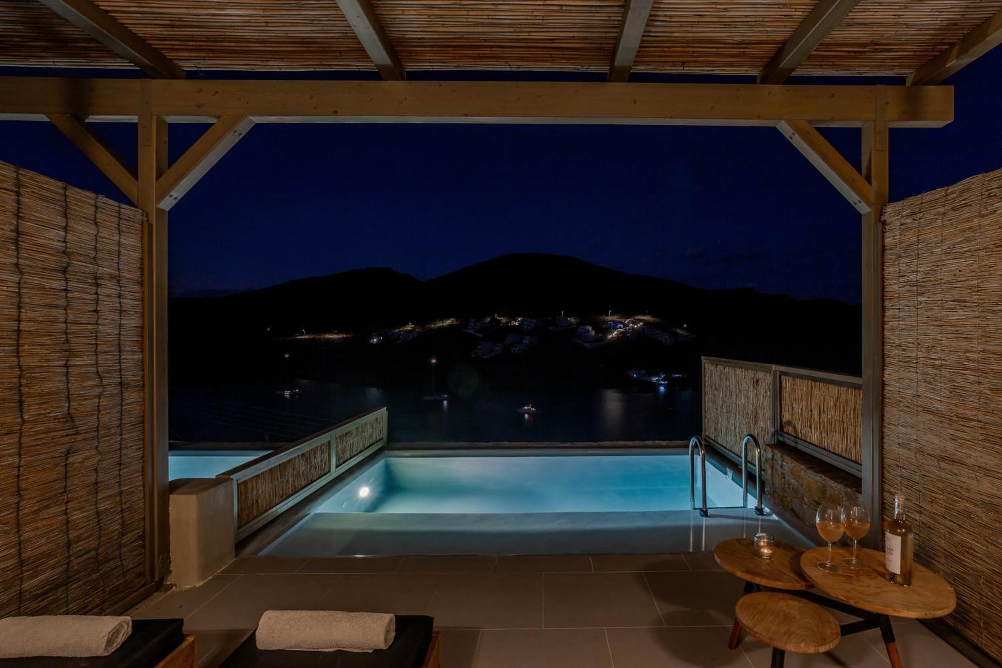 Amal Kythnos Suites Exteriér fotografie