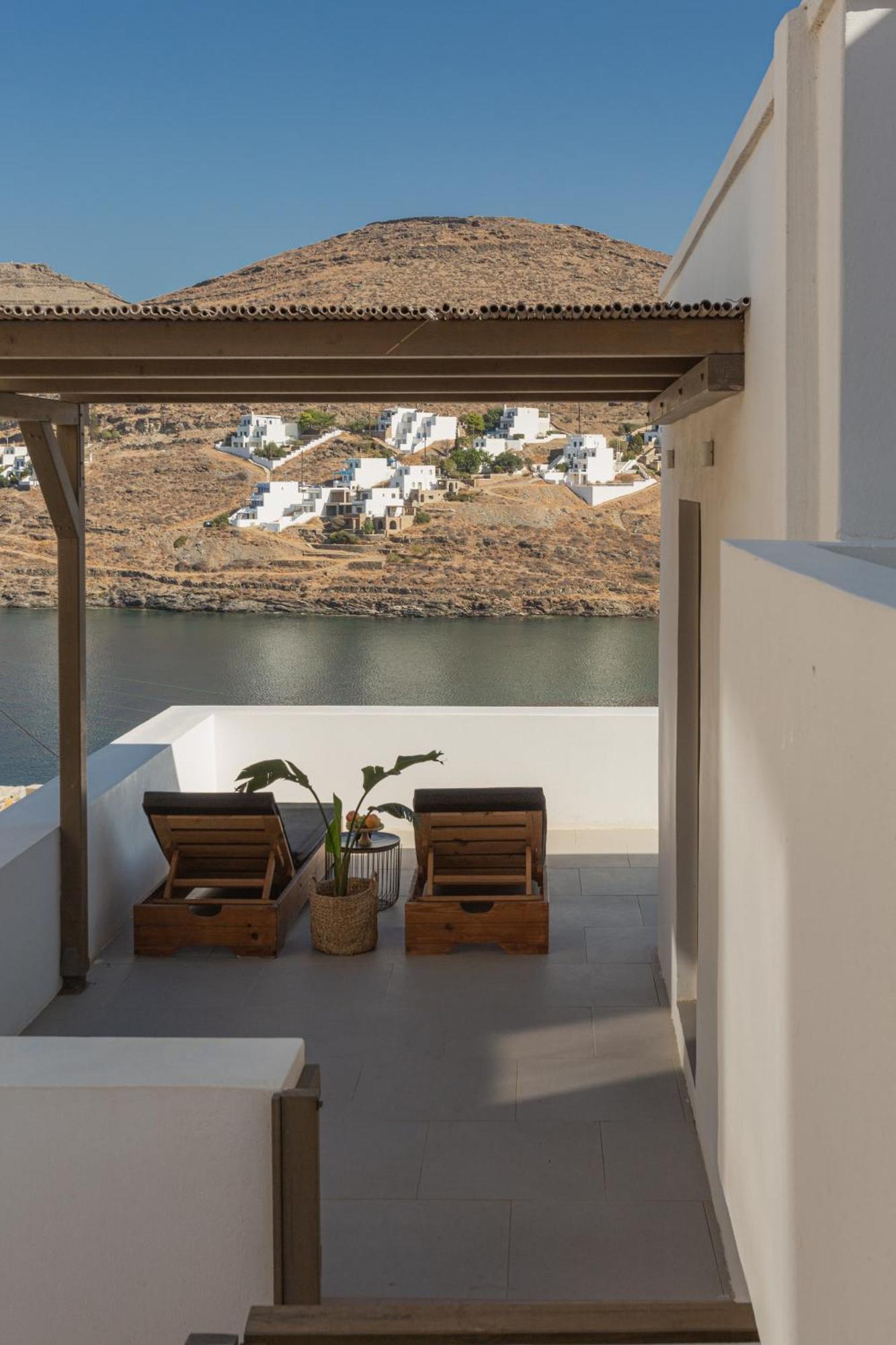 Amal Kythnos Suites Exteriér fotografie