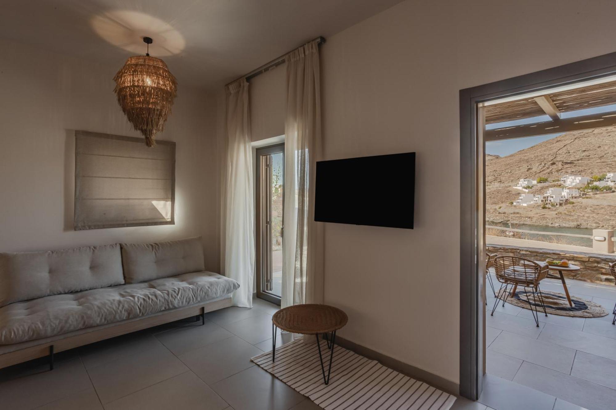 Amal Kythnos Suites Exteriér fotografie